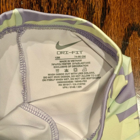 Nike Light Green Tank and Purple Patterned Shorts - Picture 6 of 12